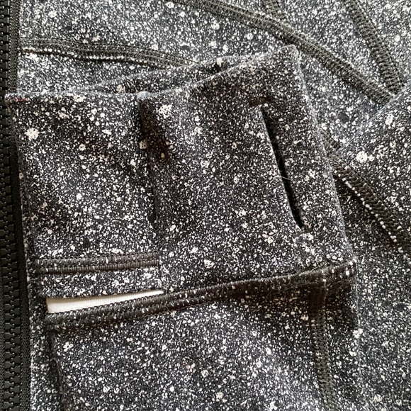 Lululemon Define Luon Jacket - Picture 5 of 10